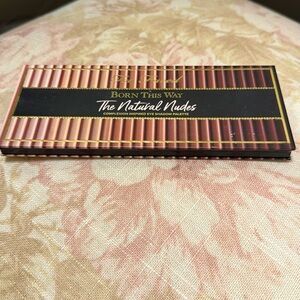 Too Faced The Natural Nudes eyeshadow palette